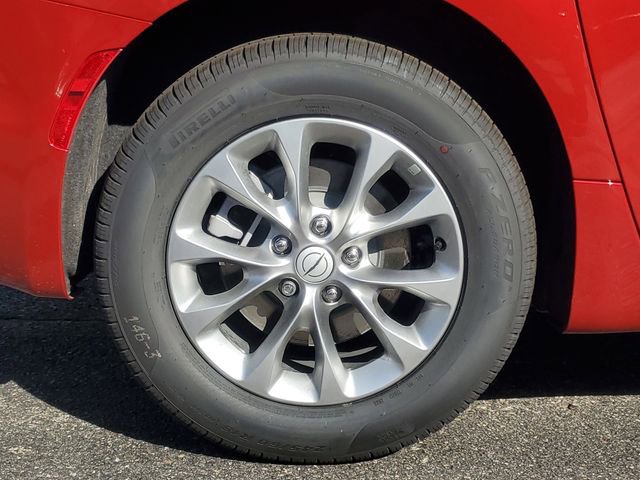 New 2026 Chrysler Pacifica Select AWD/4WD image 6