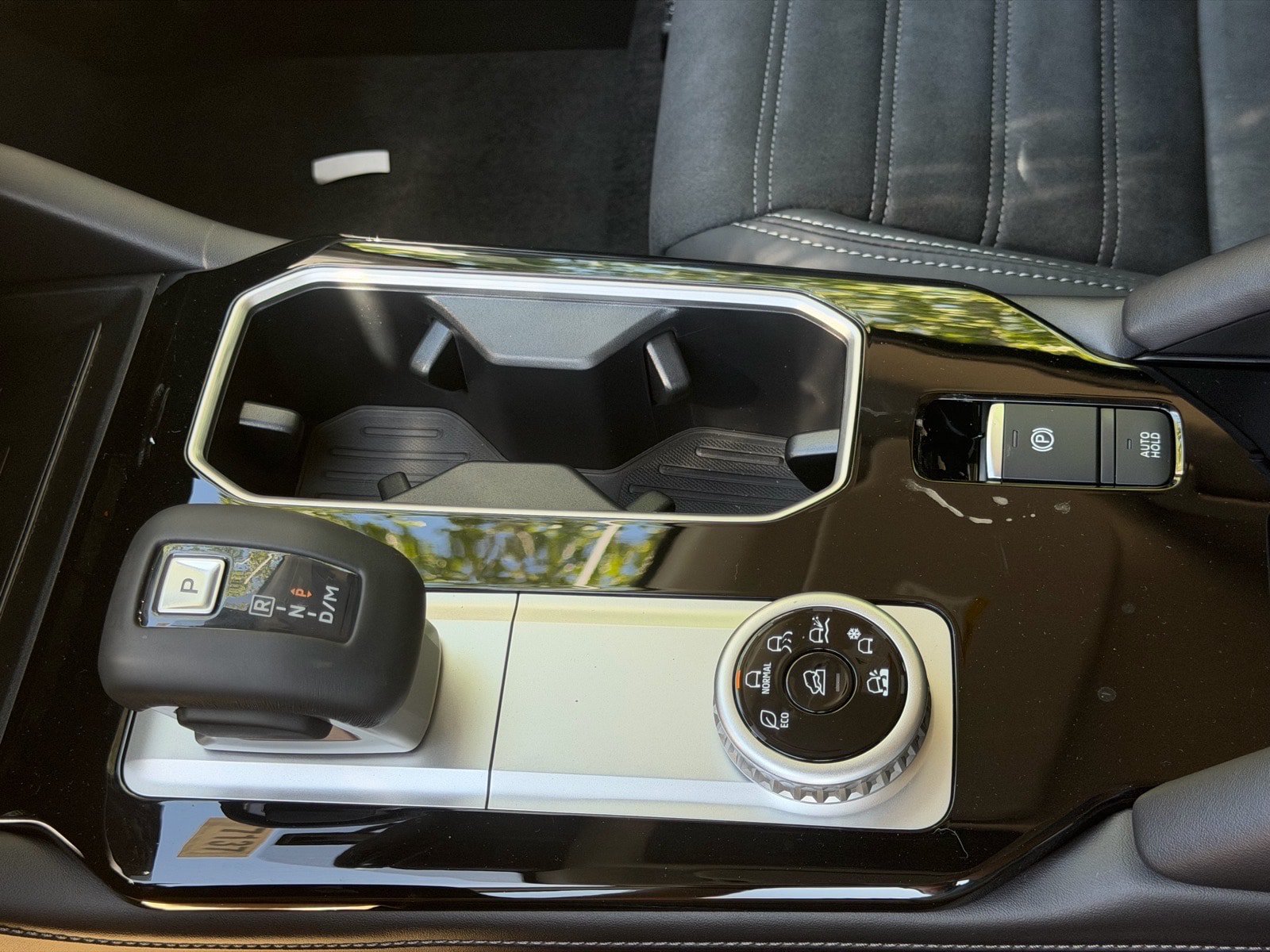 New 2026 Mitsubishi Outlander SE AWD/4WD image 32