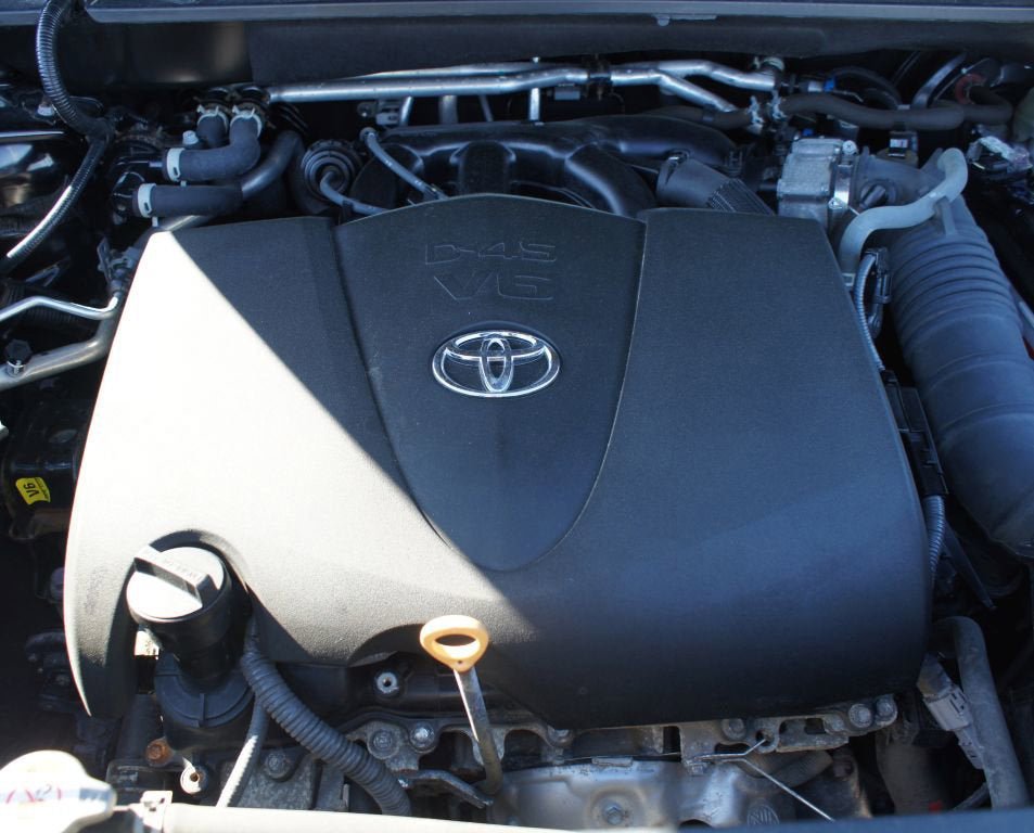 Used 2022 Toyota Highlander Limited AWD/4WD image 29
