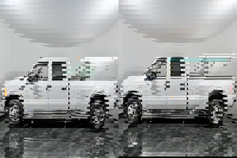 Used 2000 Ford F350 Lariat image 7