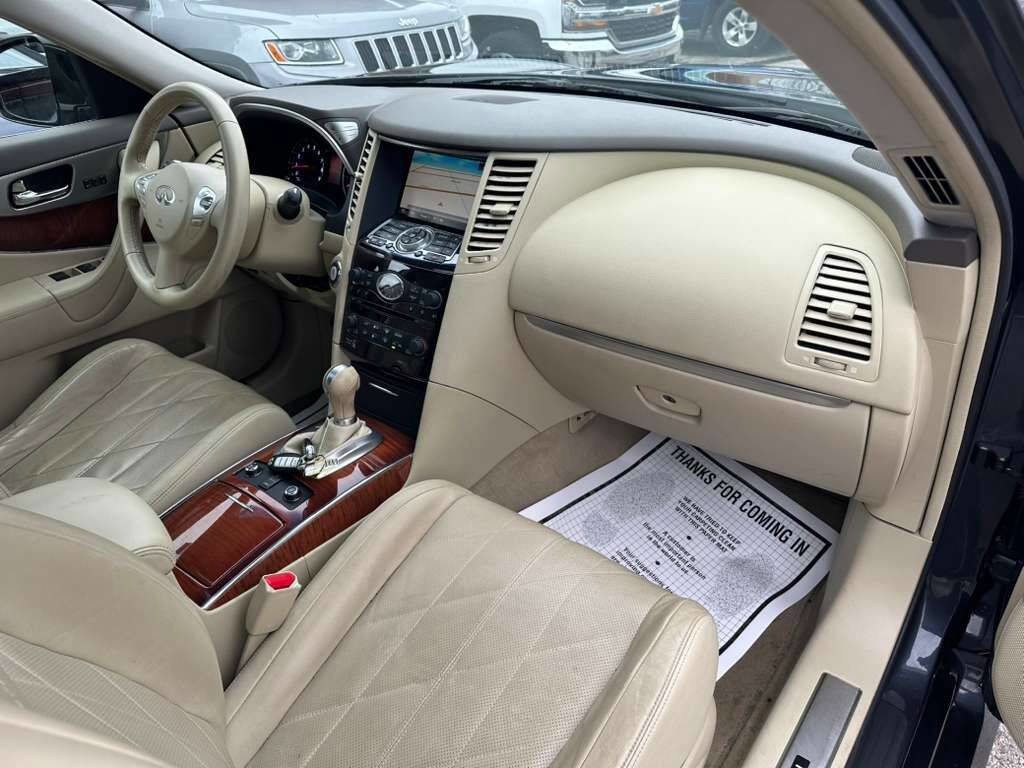 Used 2011 INFINITI FX35 2WD w/ Premium Pkg image 13