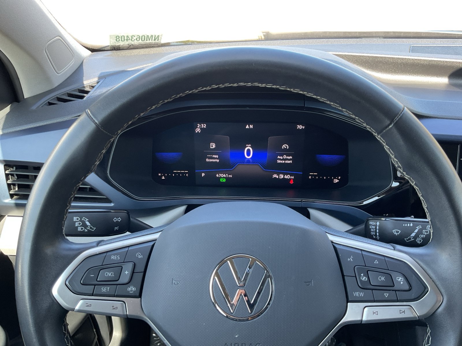 Used 2022 Volkswagen Taos SE FWD image 12