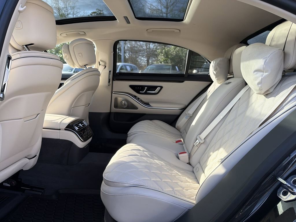 New 2026 Mercedes-Benz S 580 4MATIC Sedan image 14
