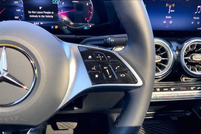 Used 2026 Mercedes-Benz GLA 250 4MATIC image 21
