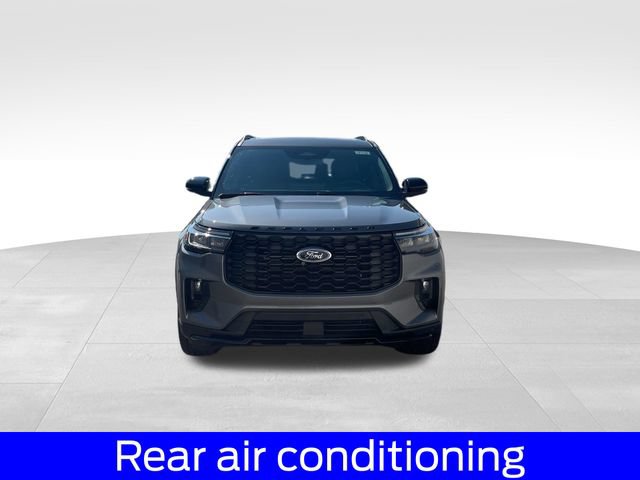 New 2026 Ford Explorer ST-Line w/ ST-Line Street Pack AWD/4WD image 8