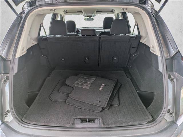 Used 2023 Nissan Rogue S AWD/4WD image 7