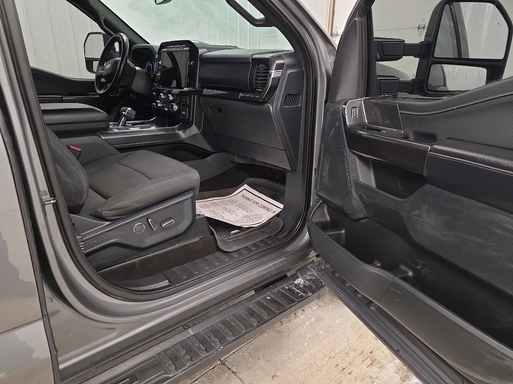 Used 2021 Ford F150 XLT w/ Equipment Group 302A High image 8