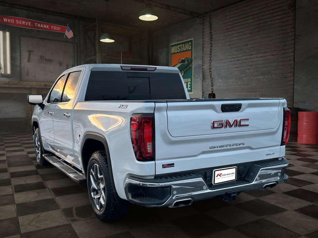 Certified 2023 GMC Sierra 1500 SLT image 5
