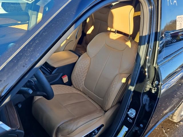 Used 2024 Jeep Grand Cherokee L Summit w/ High Altitude Package video 4