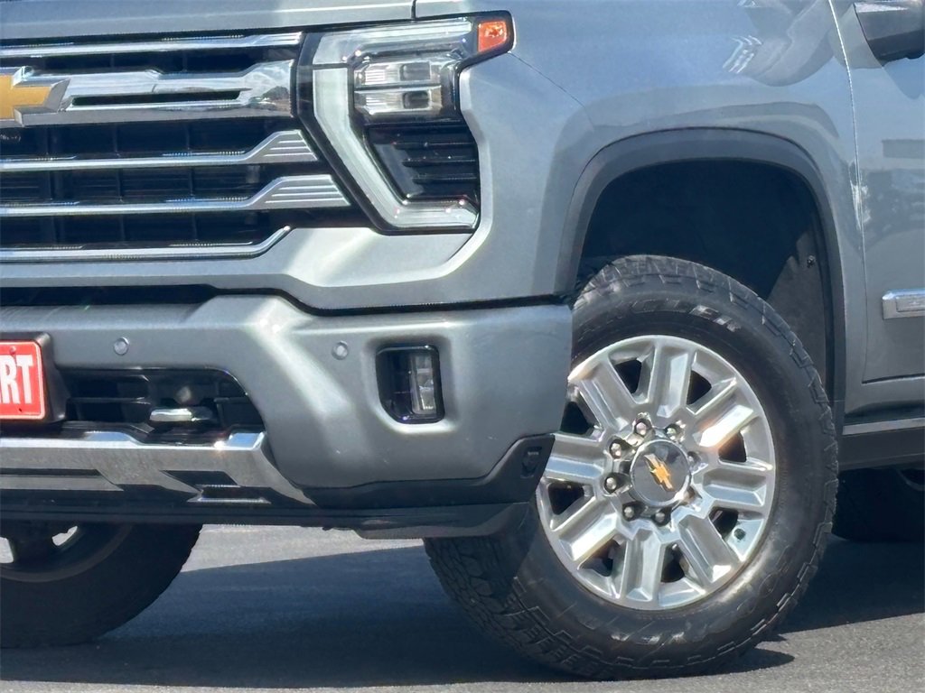 Certified 2024 Chevrolet Silverado 2500 High Country w/ High Country Premium Package image 2