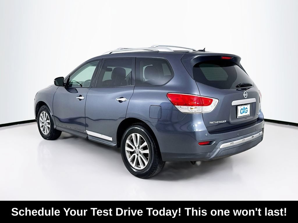 Used 2013 Nissan Pathfinder SL FWD image 6