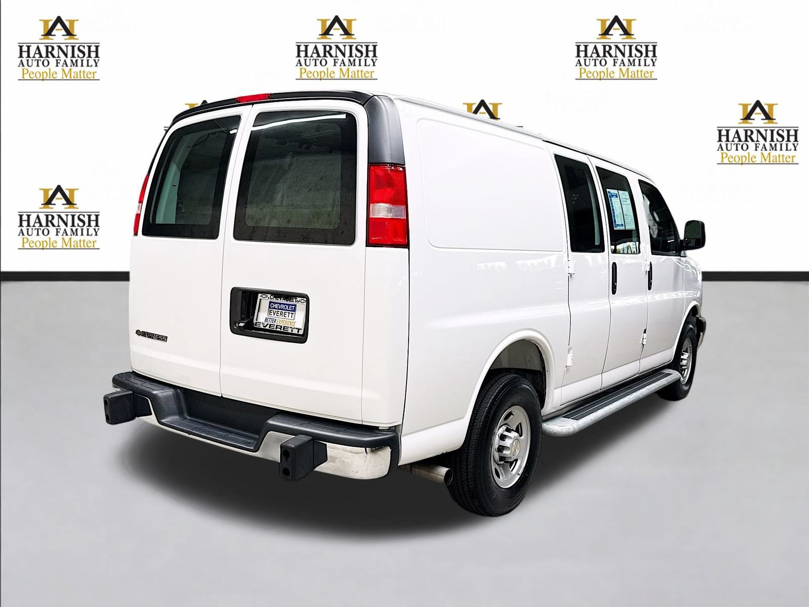 Used 2025 Chevrolet Express 2500 w/ Driver Convenience Package RWD image 6