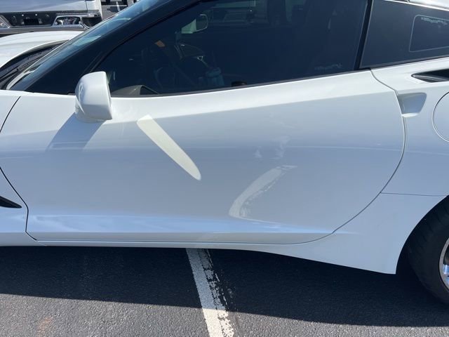 Used 2014 Chevrolet Corvette Z51 w/ 3LT Preferred Equipment Group image 9