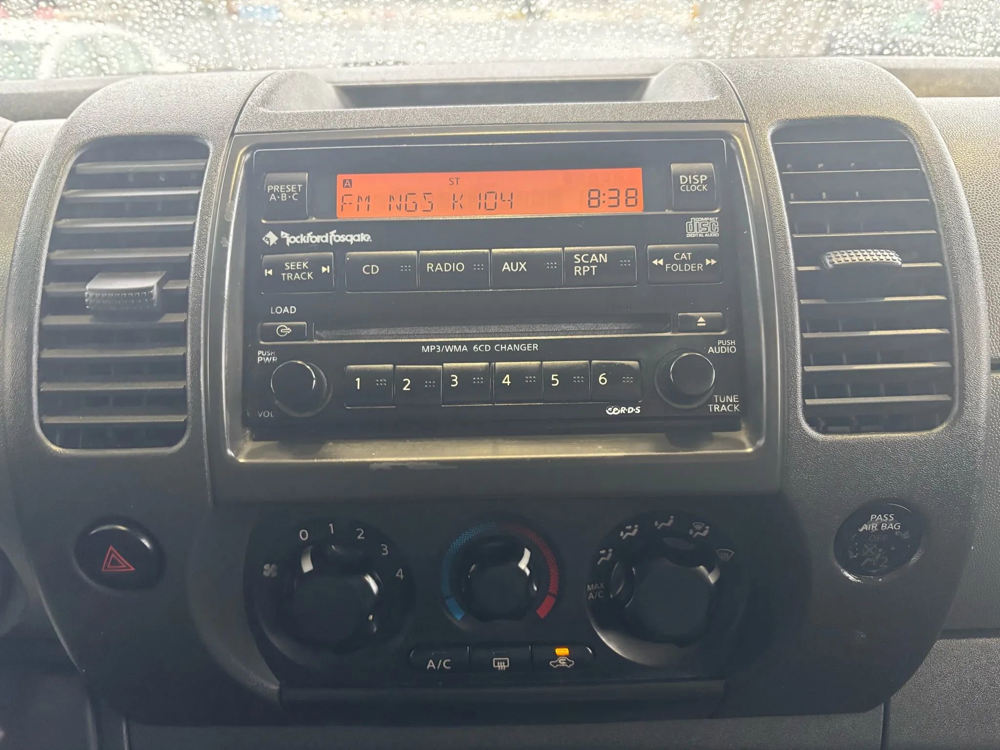 Used 2007 Nissan Xterra SE w/ Side & Curtain Airbag Pkg image 16