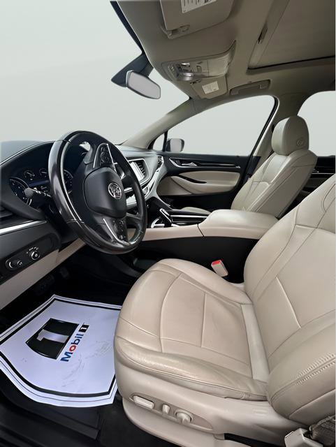 Used 2020 Buick Enclave Essence w/ Sun And Navigation Package image 11