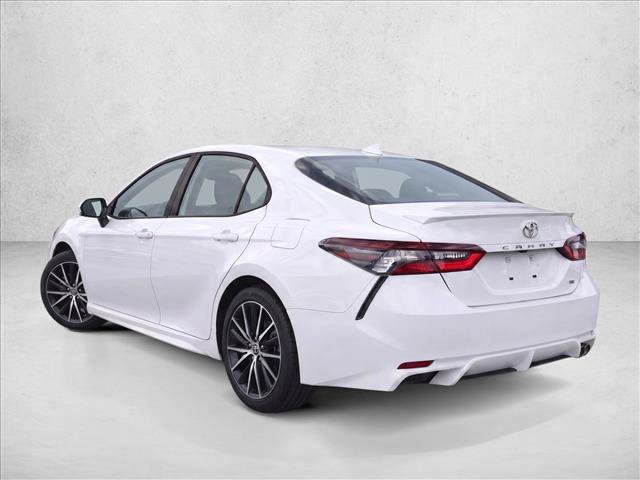 Used 2023 Toyota Camry SE FWD image 5