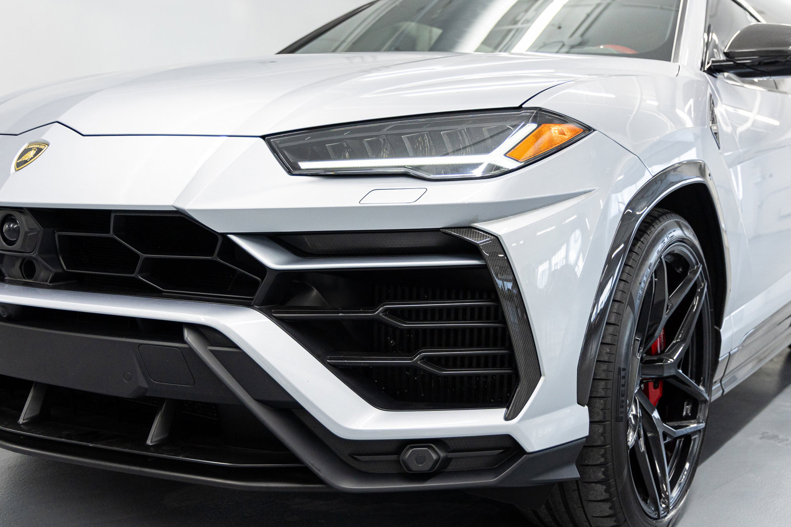 Used 2021 Lamborghini Urus image 12