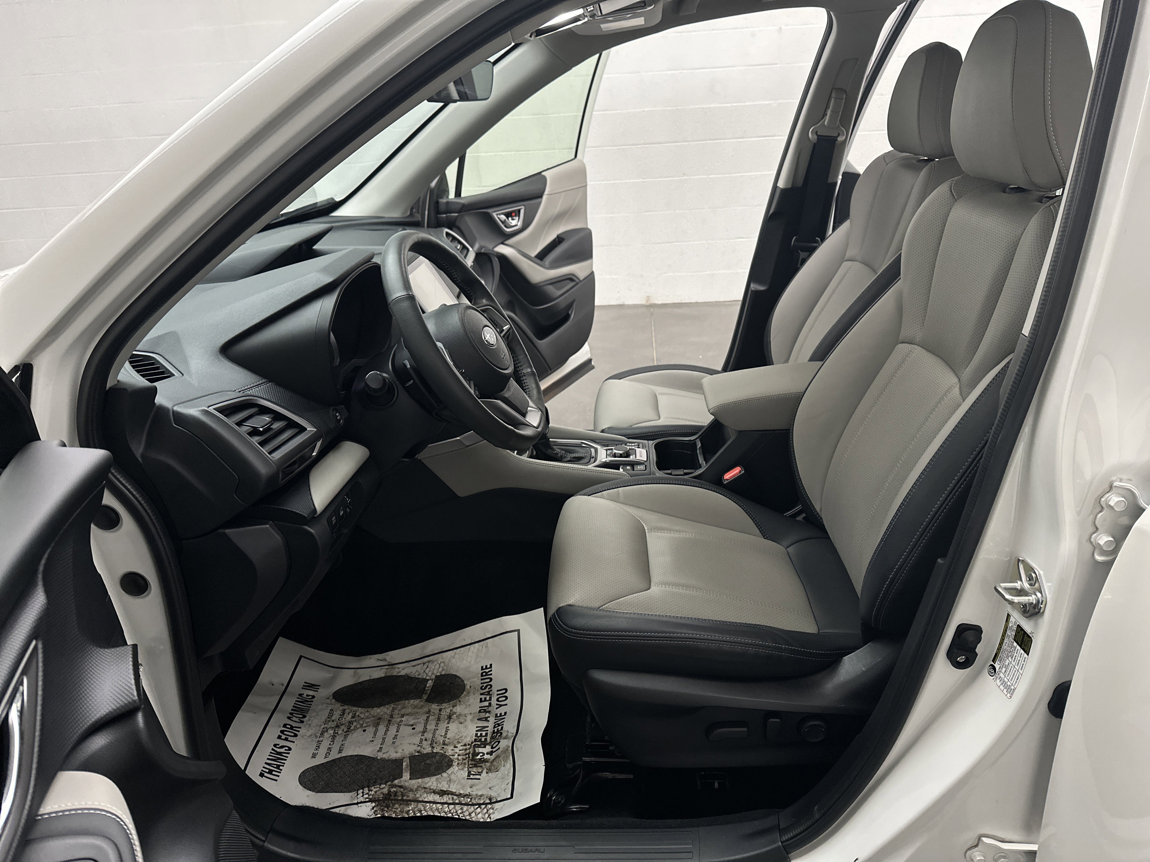 Used 2022 Subaru Forester Limited image 17