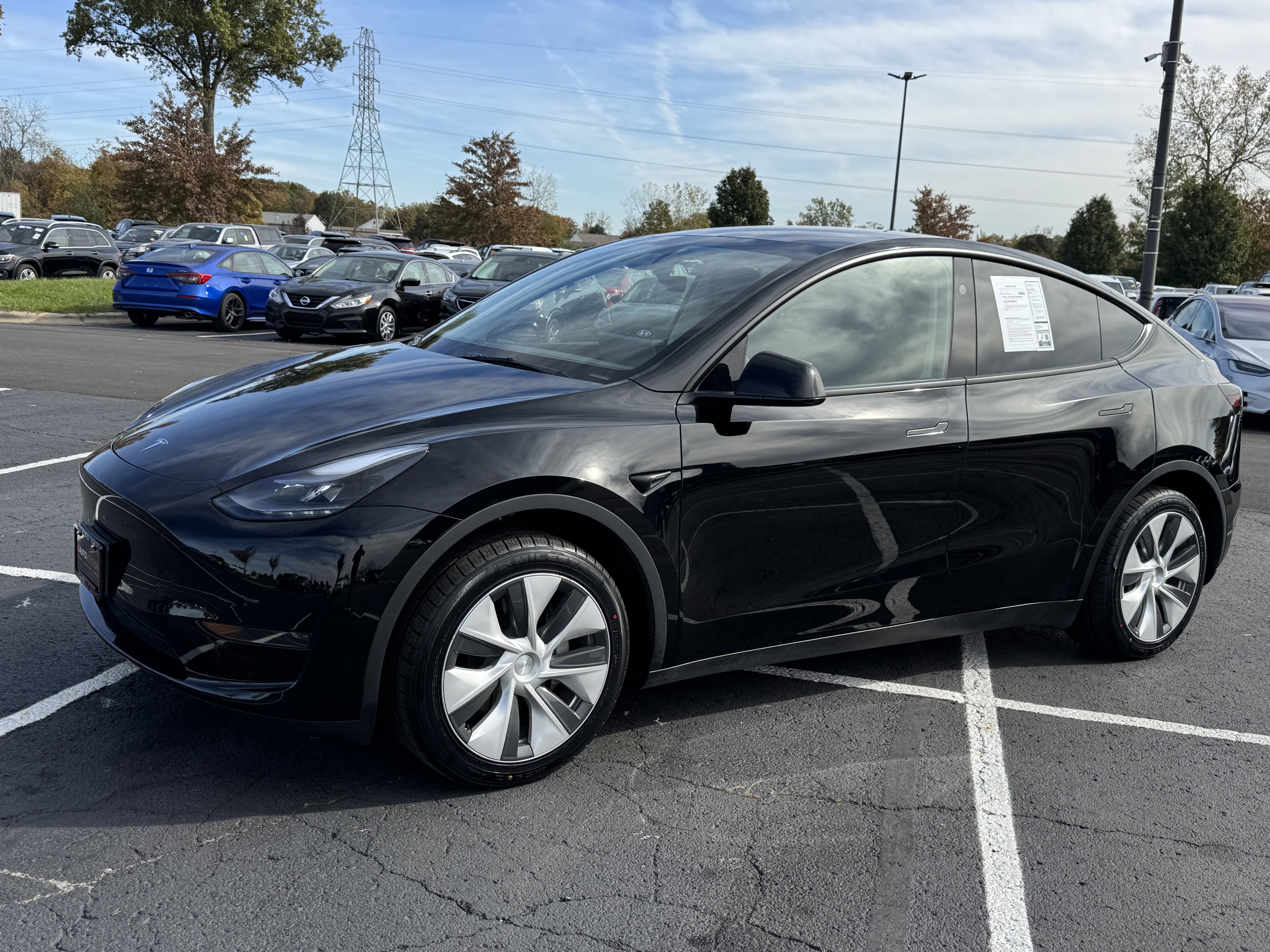 Used 2024 Tesla Model Y 2WD image 5