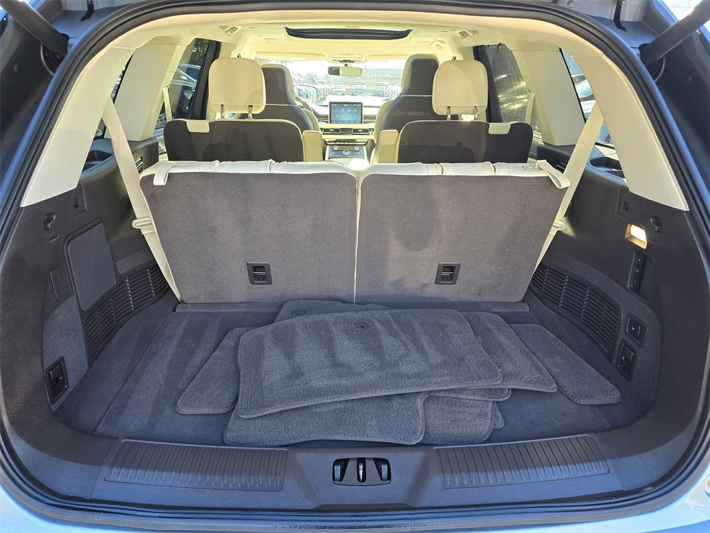 Used 2023 Lincoln Aviator Black Label w/ Dynamic Handling Package image 15