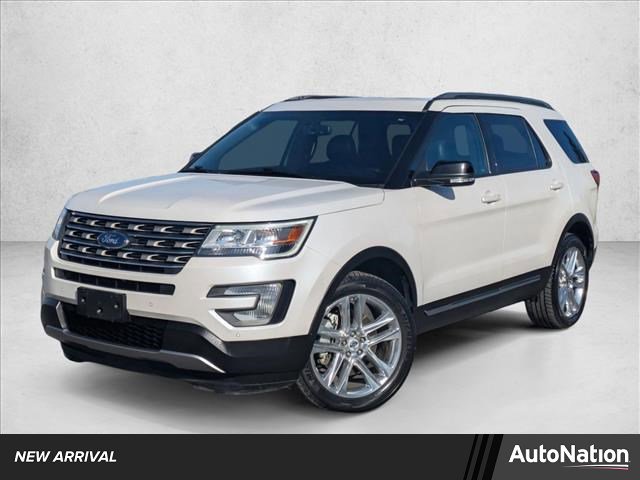 Used 2017 Ford Explorer XLT w/ Equipment Group 202A image 1