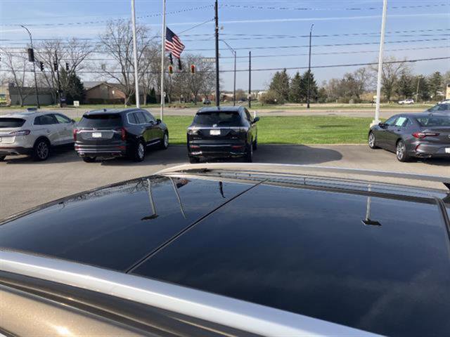 Used 2016 Cadillac SRX Performance w/ Driver Awareness Package image 10