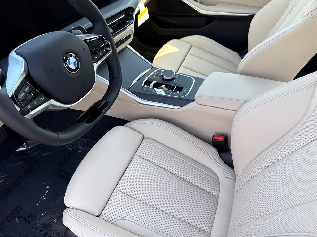 New 2025 BMW 330i Sedan w/ Premium Package image 9
