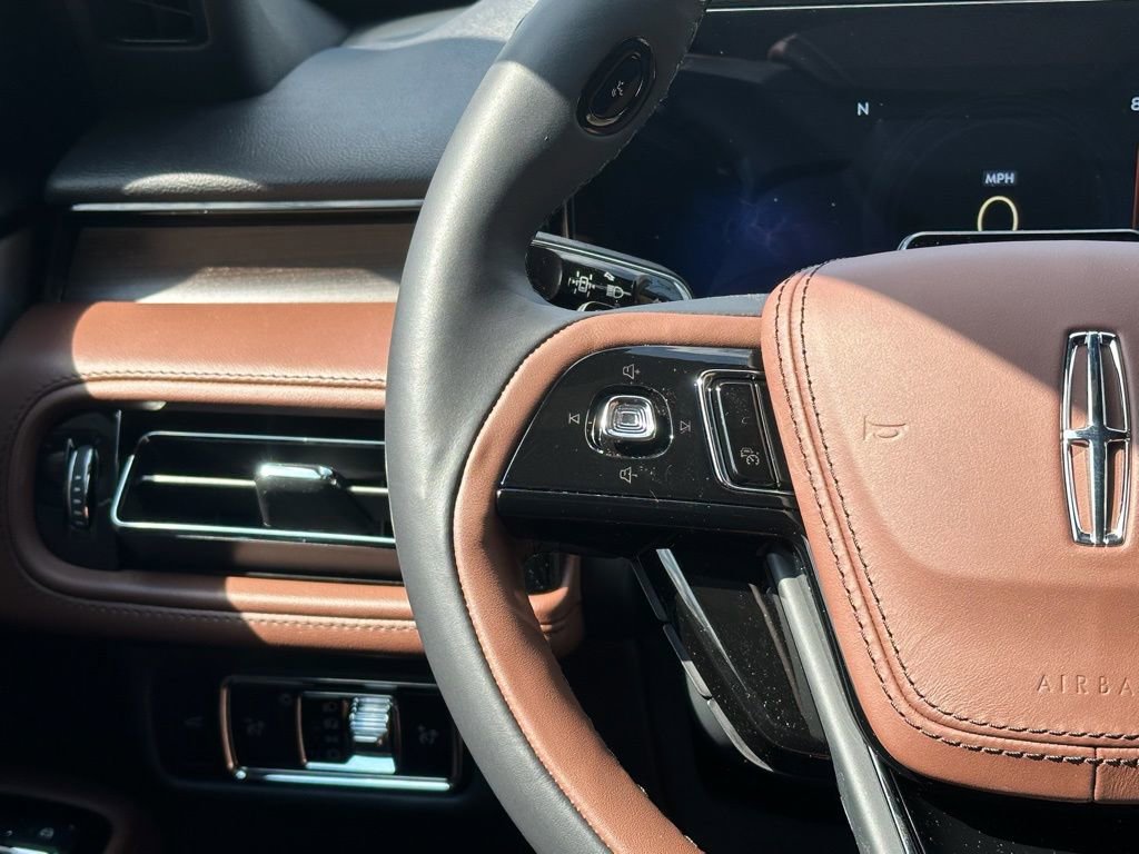 New 2026 Lincoln Aviator Reserve AWD/4WD image 9