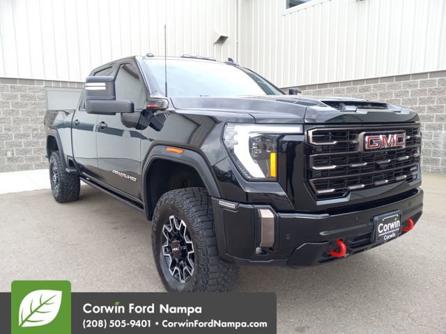 Used 2024 GMC Sierra 2500 AT4X image 1