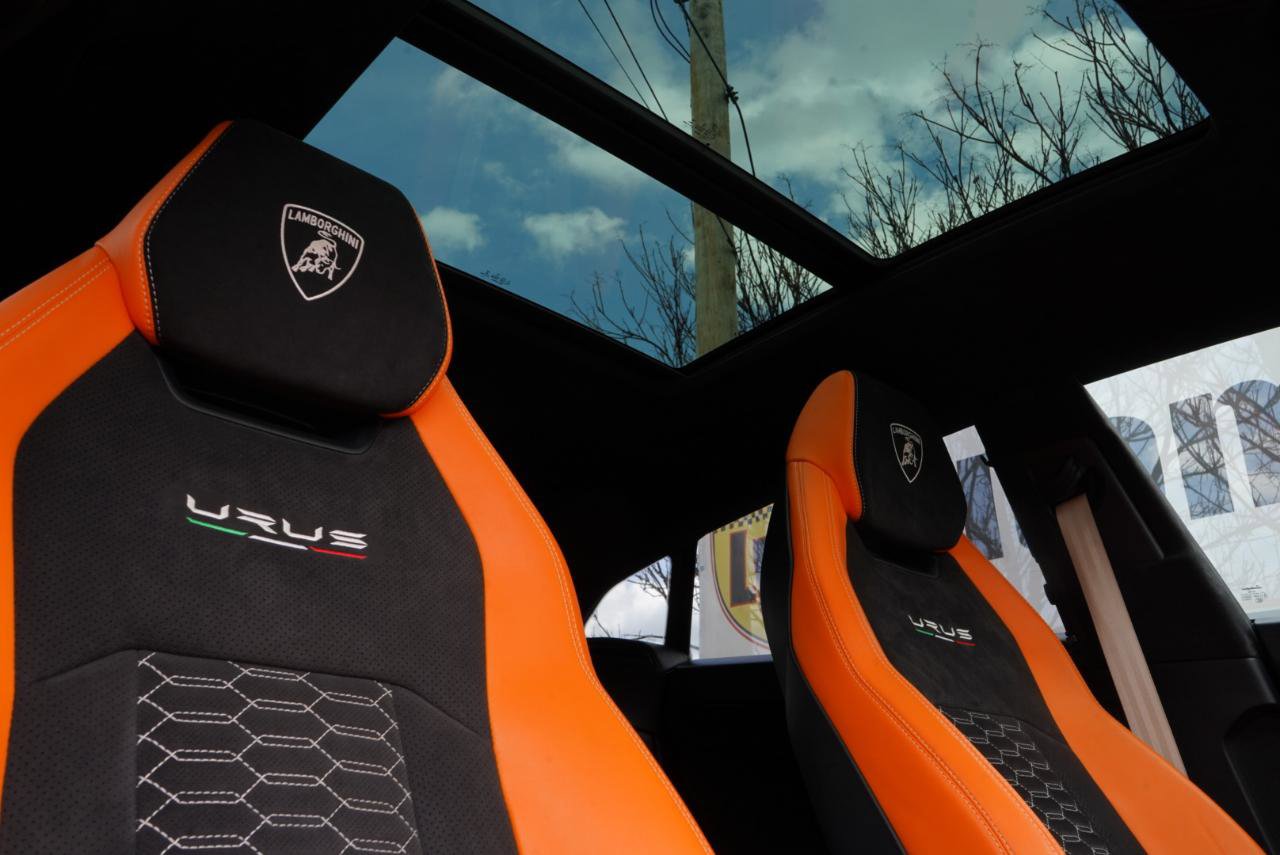 Used 2022 Lamborghini Urus AWD/4WD image 71