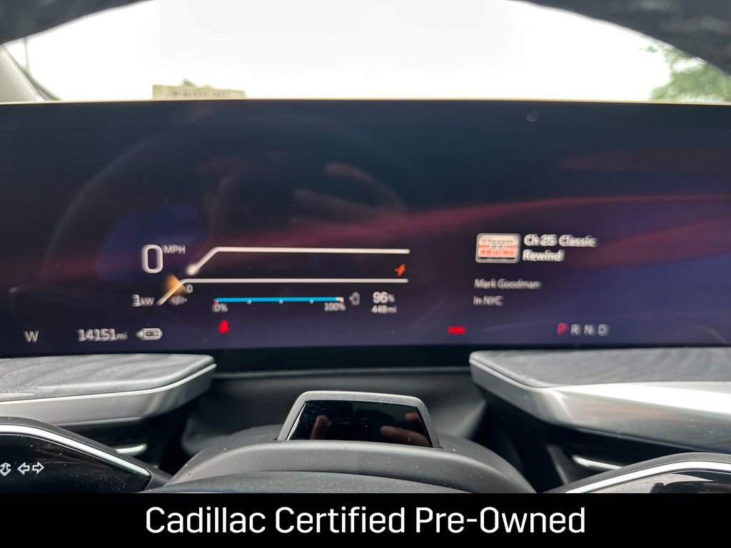 Certified 2025 Cadillac Escalade IQ Luxury 2 w/ LPO, Premium Carpet Package AWD/4WD image 24