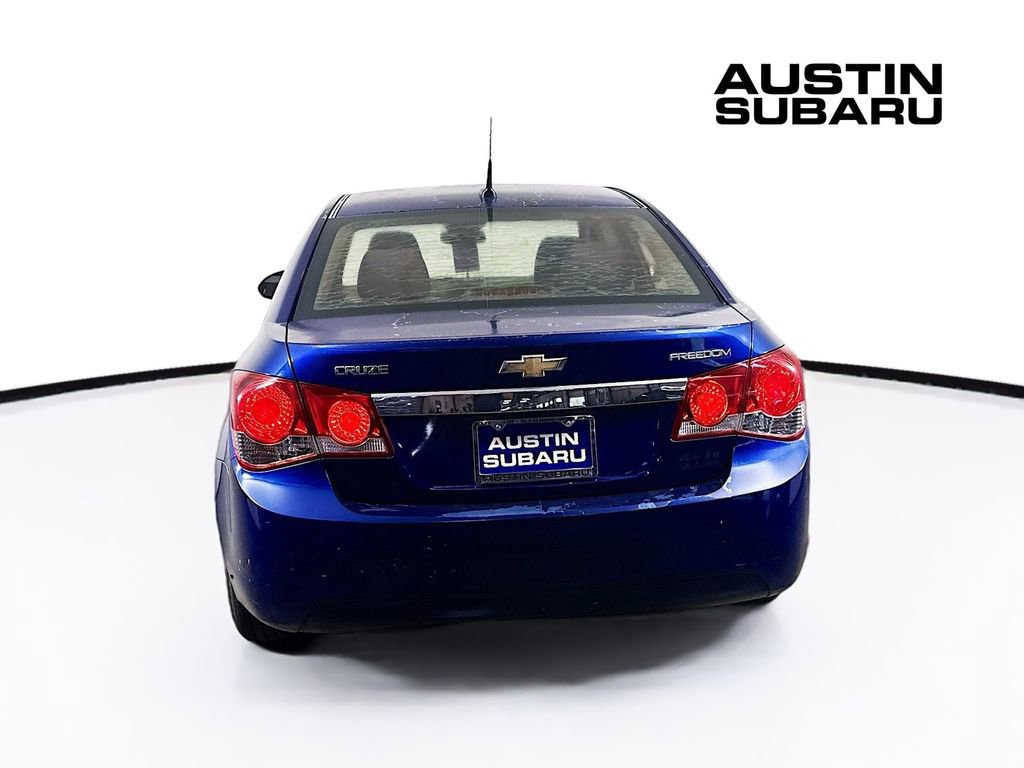Used 2013 Chevrolet Cruze LS FWD image 6