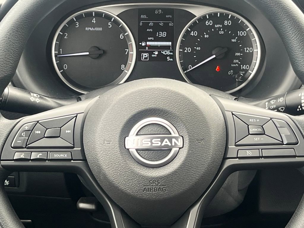 New 2025 Nissan Kicks Play S image 21