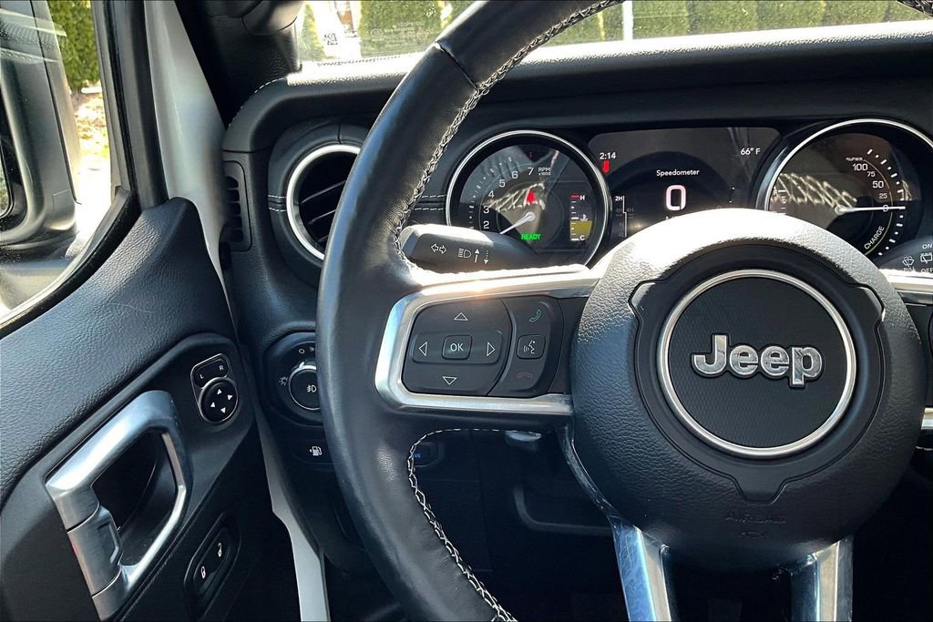 Used 2023 Jeep Wrangler Unlimited Sahara w/ Cold Weather Group image 10