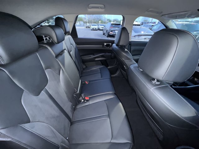 New 2026 Kia Sorento S FWD image 12