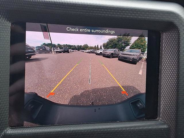 Certified 2023 Jeep Gladiator Sport AWD/4WD image 30