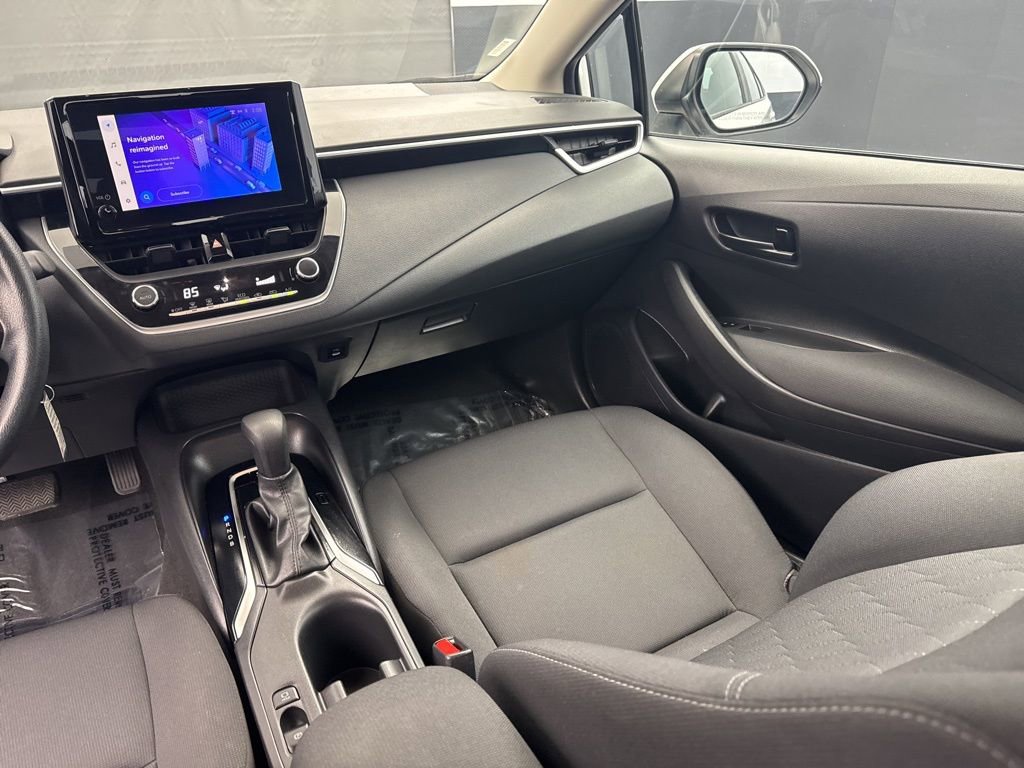 Used 2024 Toyota Corolla LE image 12