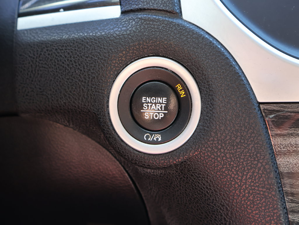Used 2019 Chrysler 300 Touring w/ Driver Convenience Group RWD image 31