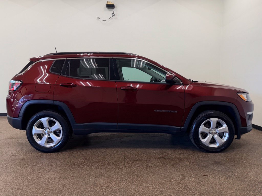 Used 2020 Jeep Compass Latitude w/ Popular Equipment Group AWD/4WD image 8