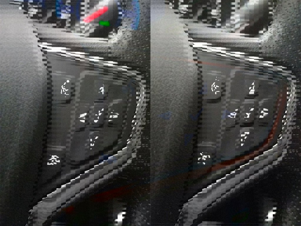 Used 2024 Chevrolet Malibu LT image 22