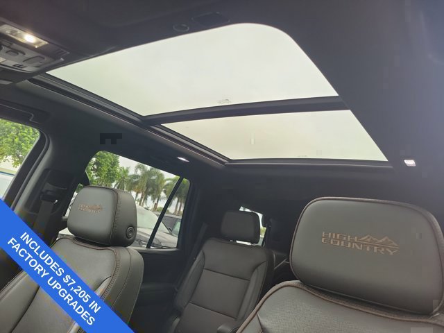 Used 2022 Chevrolet Tahoe High Country AWD/4WD image 24