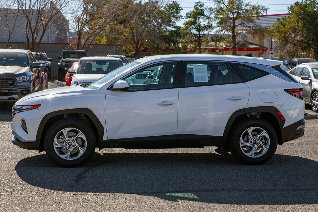Used 2023 Hyundai Tucson SE image 8