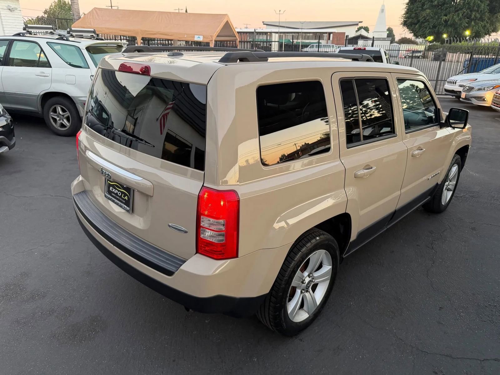 Used 2016 Jeep Patriot Latitude w/ Sun/Sound Group image 24