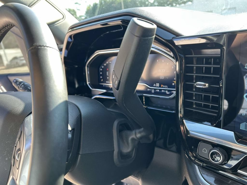 Used 2025 Chevrolet Silverado 2500 LTZ w/ LTZ Convenience Package AWD/4WD image 28
