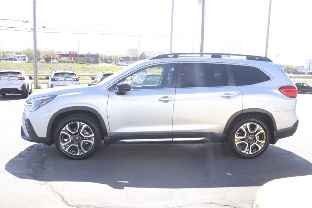 Certified 2025 Subaru Ascent Touring w/ Popular Package #1 image 8
