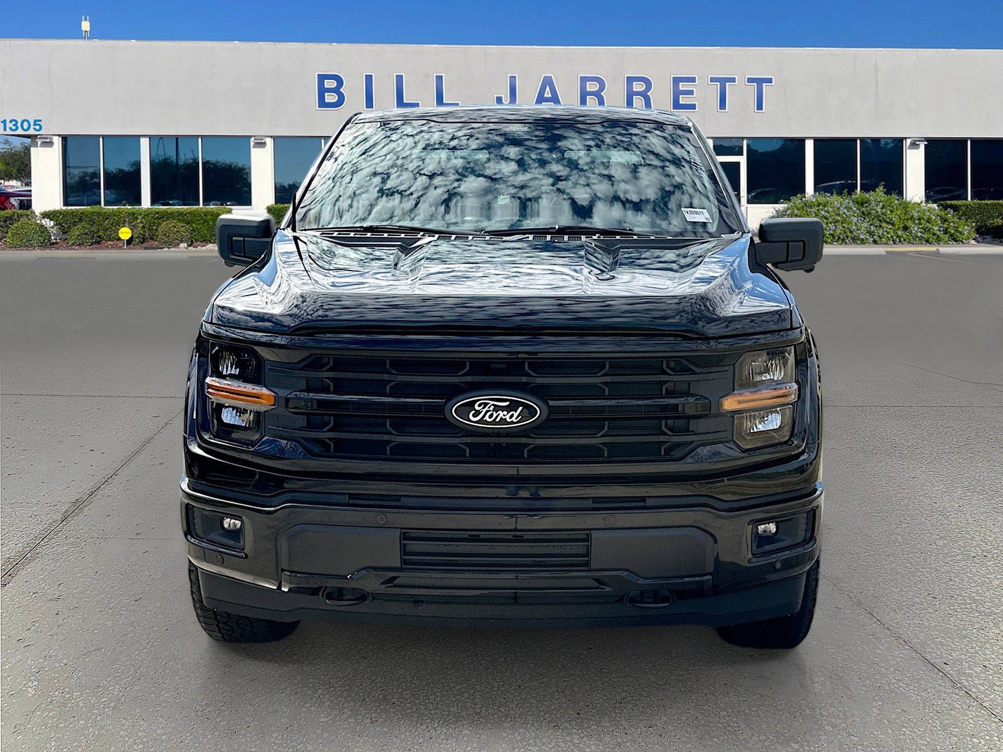 New 2026 Ford F150 XLT w/ Equipment Group 302A MID image 2