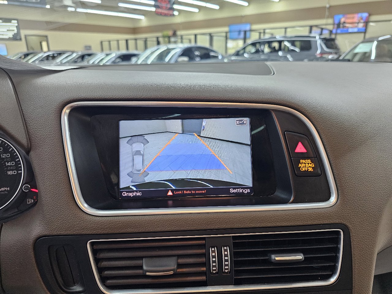 Used 2017 Audi Q5 2.0T Premium Plus w/ Technology Package image 34