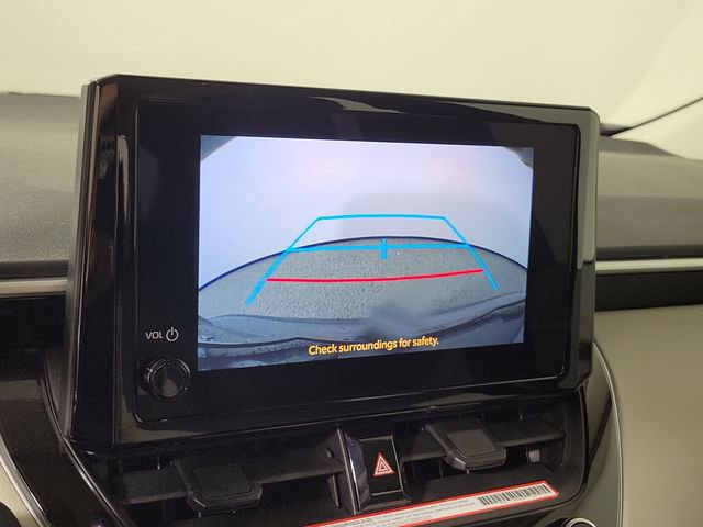 Used 2025 Toyota Corolla LE image 29