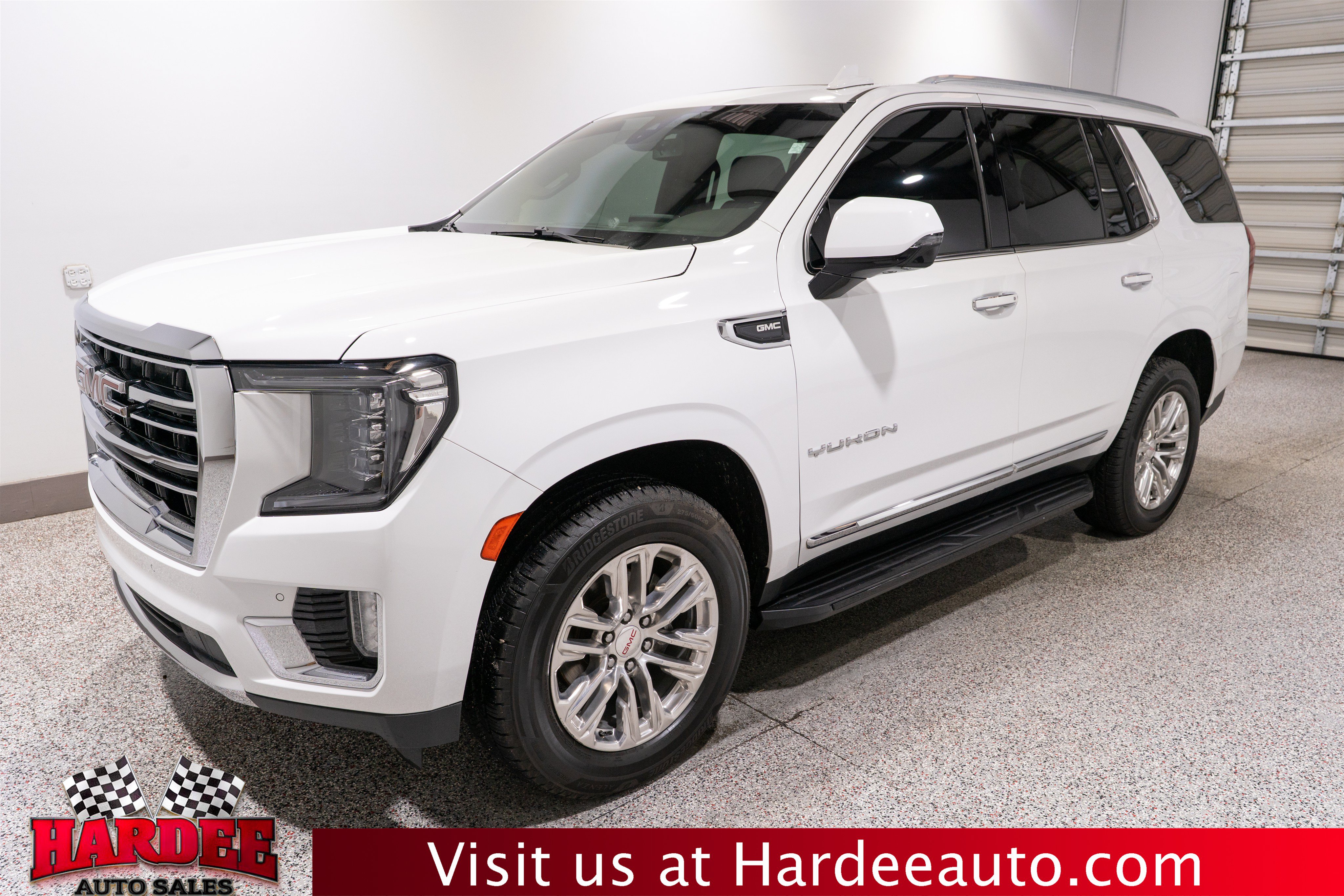 Used 2022 GMC Yukon SLT w/ SLT Premium Package RWD image 2