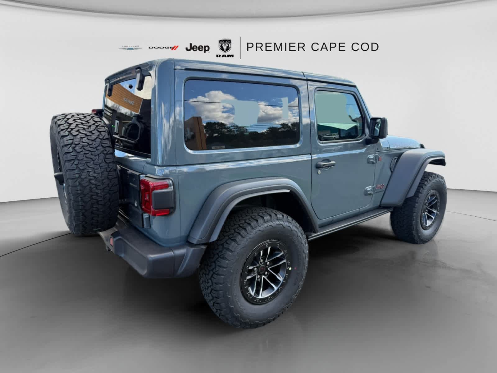 New 2026 Jeep Wrangler Rubicon w/ Xtreme 35 Tire Package AWD/4WD image 9